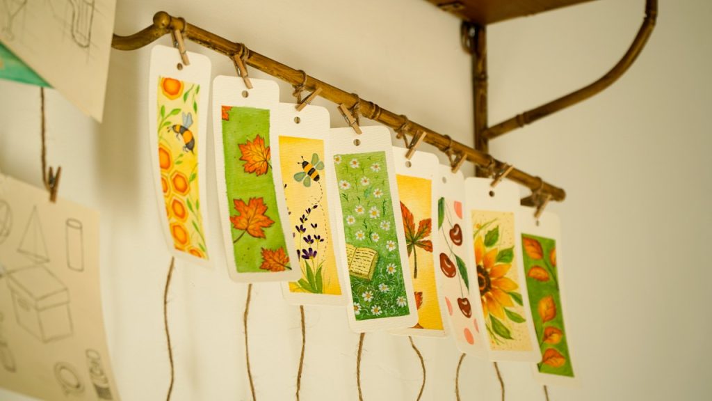 Botanical Pressed Flower Bookmark